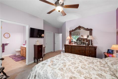 18340 Crystal Lakes Drive North Royalton OH 44133