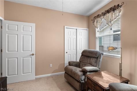 18340 Crystal Lakes Drive North Royalton OH 44133