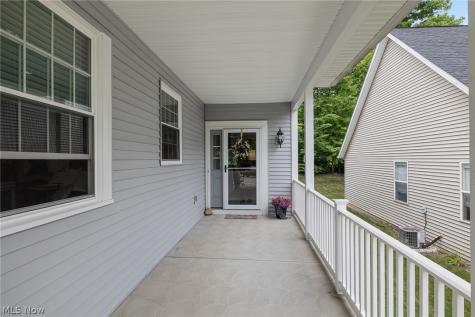 18340 Crystal Lakes Drive North Royalton OH 44133