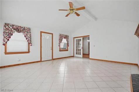 7436 Sugartree Drive Youngstown OH 44512