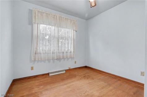 7436 Sugartree Drive Youngstown OH 44512