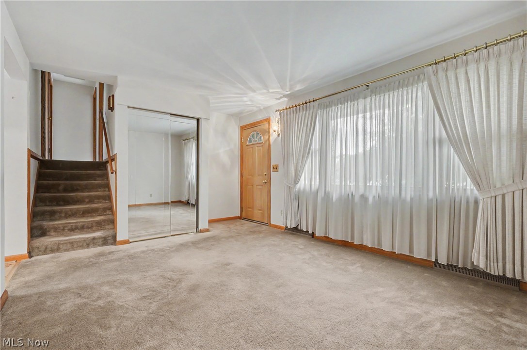 7436 Sugartree Drive Youngstown OH 44512
