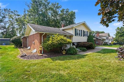 7436 Sugartree Drive Youngstown OH 44512