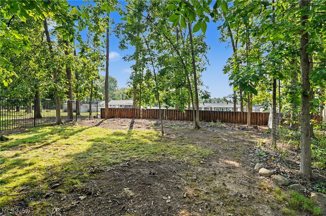 7436 Sugartree Drive Youngstown OH 44512