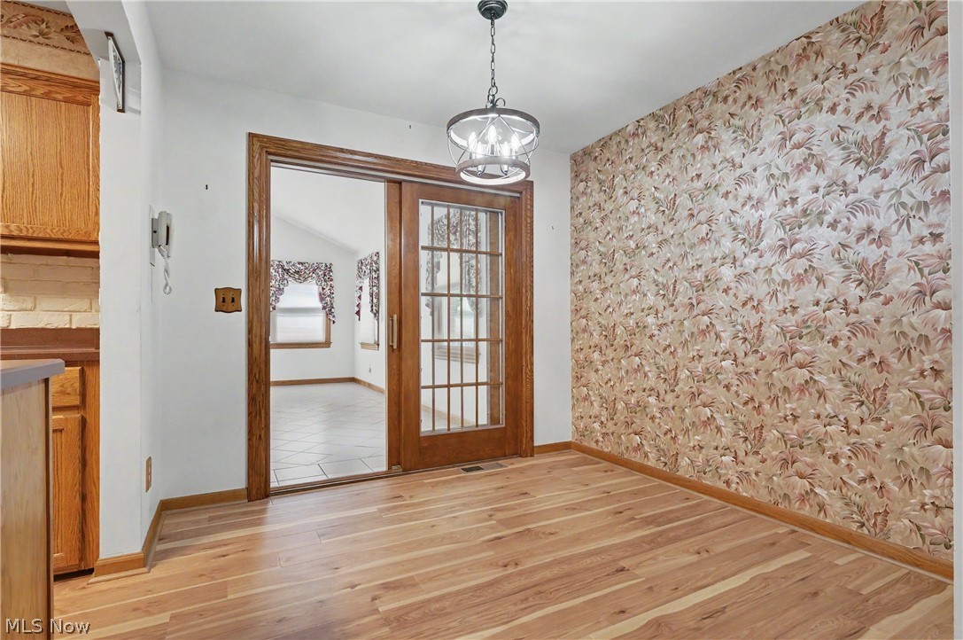 7436 Sugartree Drive Youngstown OH 44512
