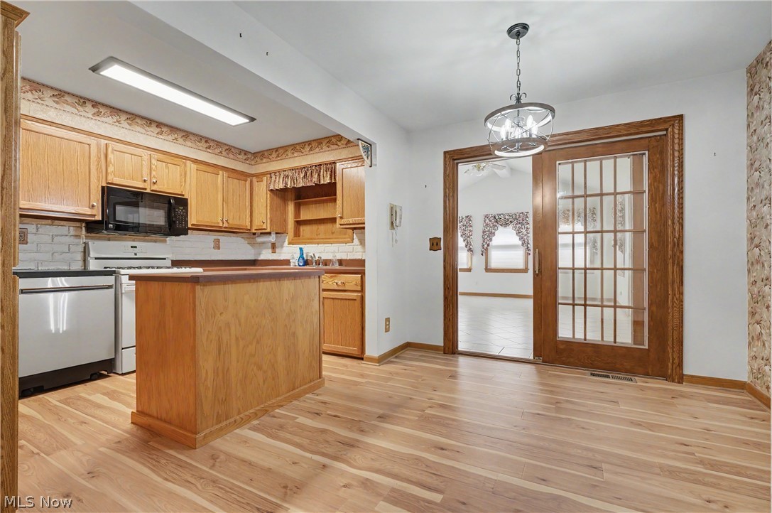 7436 Sugartree Drive Youngstown OH 44512