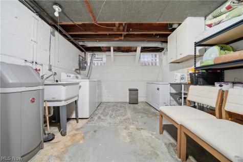 213 33rd Street NW Canton OH 44709