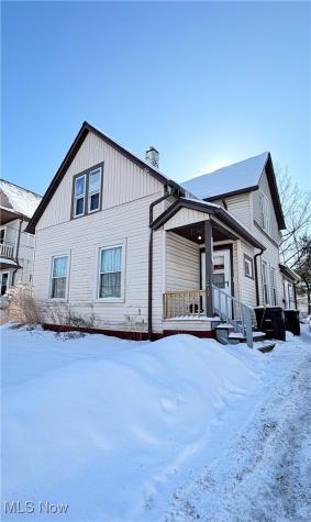3217 Searsdale Avenue Cleveland OH 44109