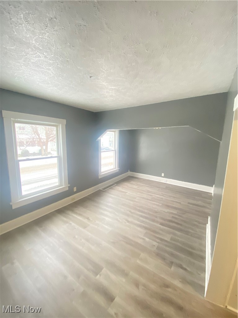 3217 Searsdale Avenue Cleveland OH 44109