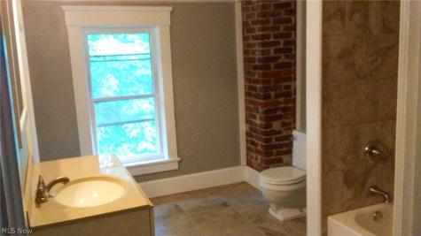 523 21st Street NW Canton OH 44709