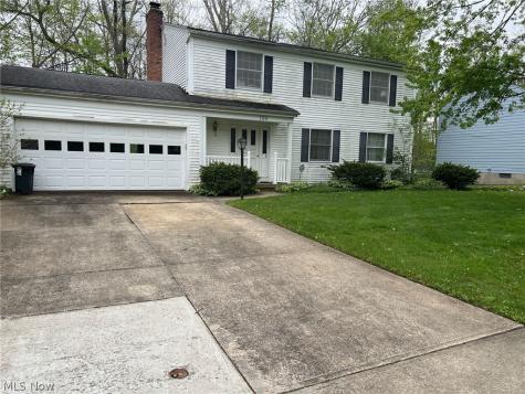 196 Chatham Drive Aurora OH 44202
