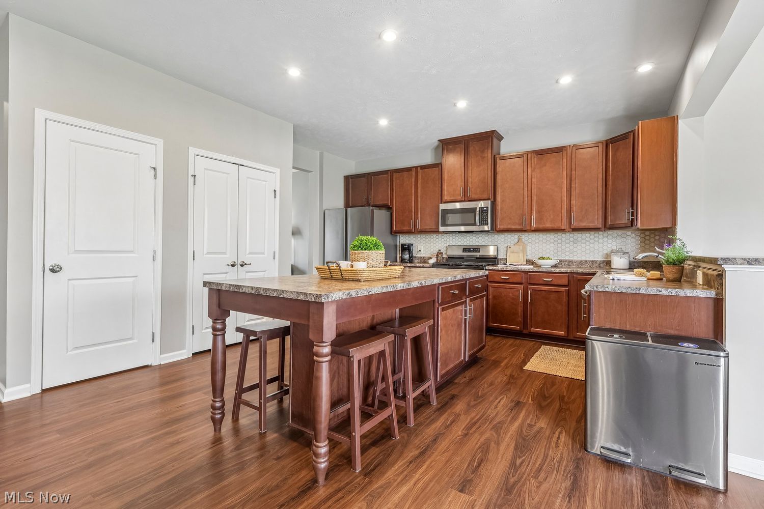 9385 Winfield Lane North Ridgeville OH 44039