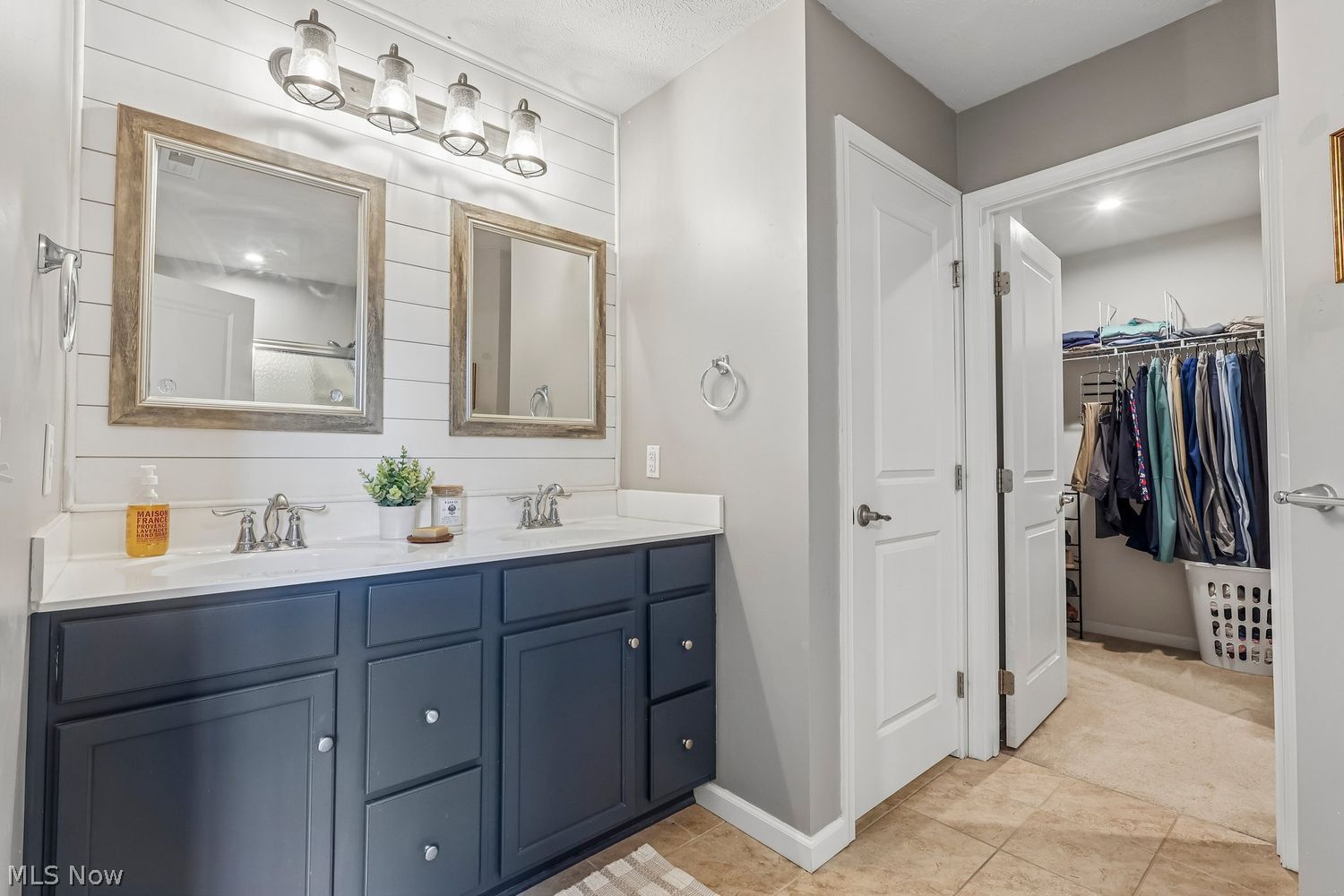 9385 Winfield Lane North Ridgeville OH 44039