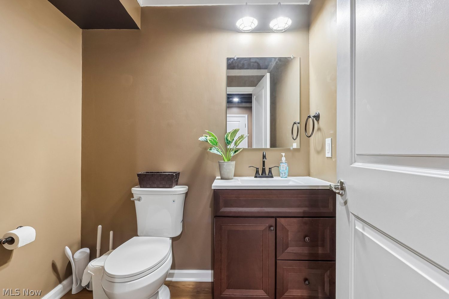 9385 Winfield Lane North Ridgeville OH 44039