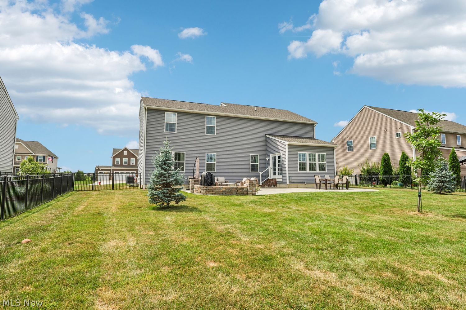 9385 Winfield Lane North Ridgeville OH 44039