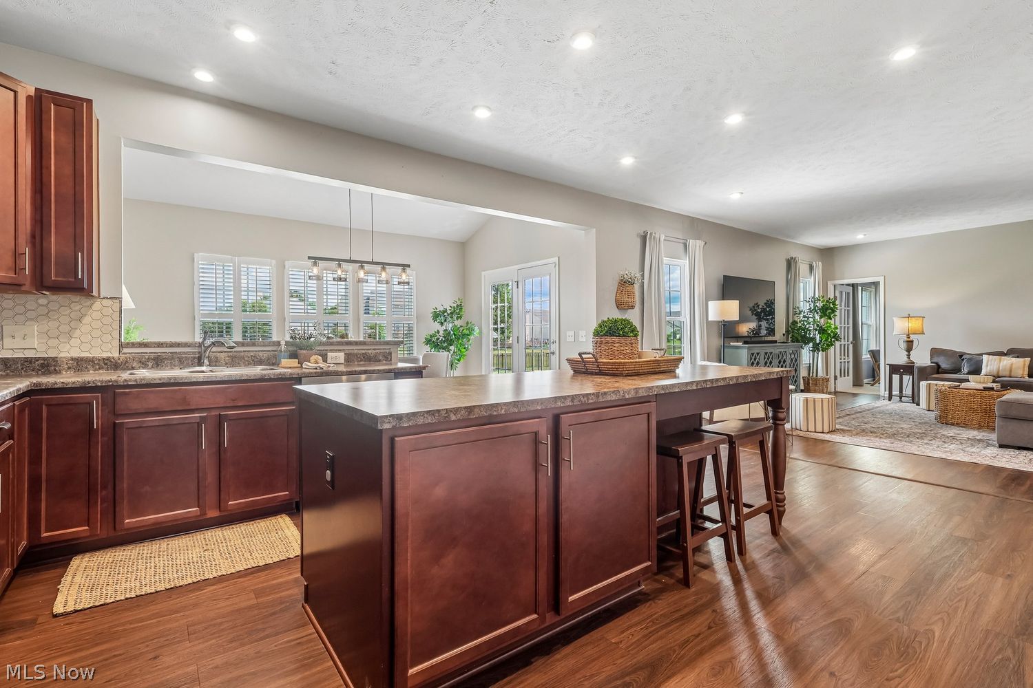9385 Winfield Lane North Ridgeville OH 44039
