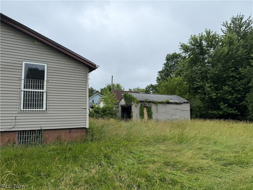 159 Comstock Street NW Warren OH 44483