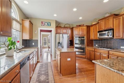 36420 S Park Drive Avon OH 44011