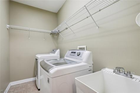 36420 S Park Drive Avon OH 44011