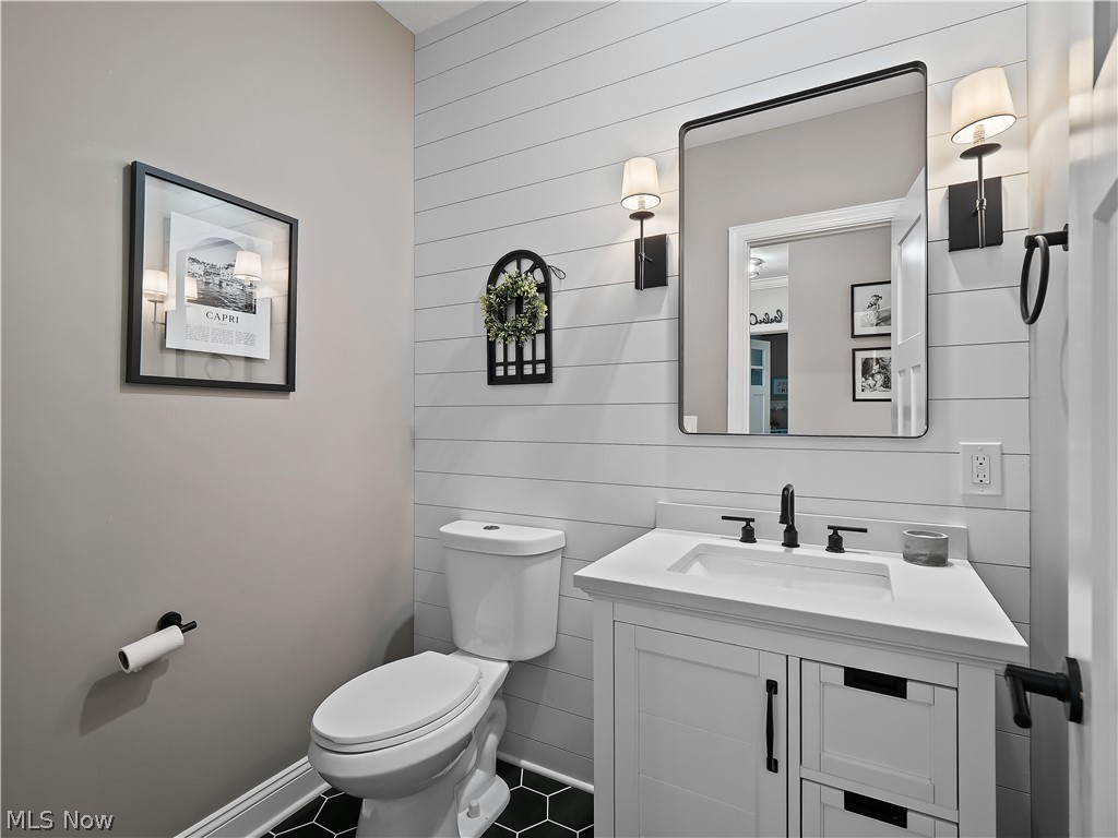 519 Kenilworth Road Bay Village OH 44140