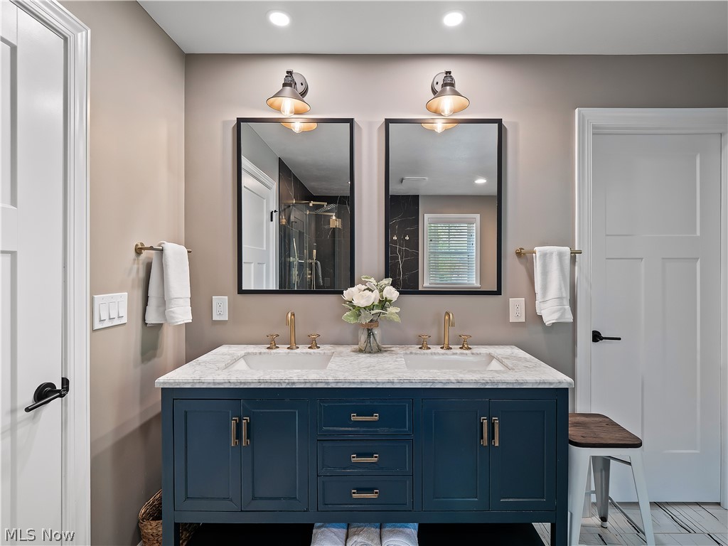 519 Kenilworth Road Bay Village OH 44140