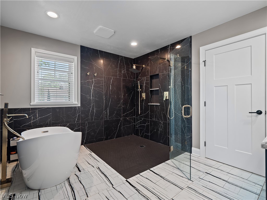 519 Kenilworth Road Bay Village OH 44140
