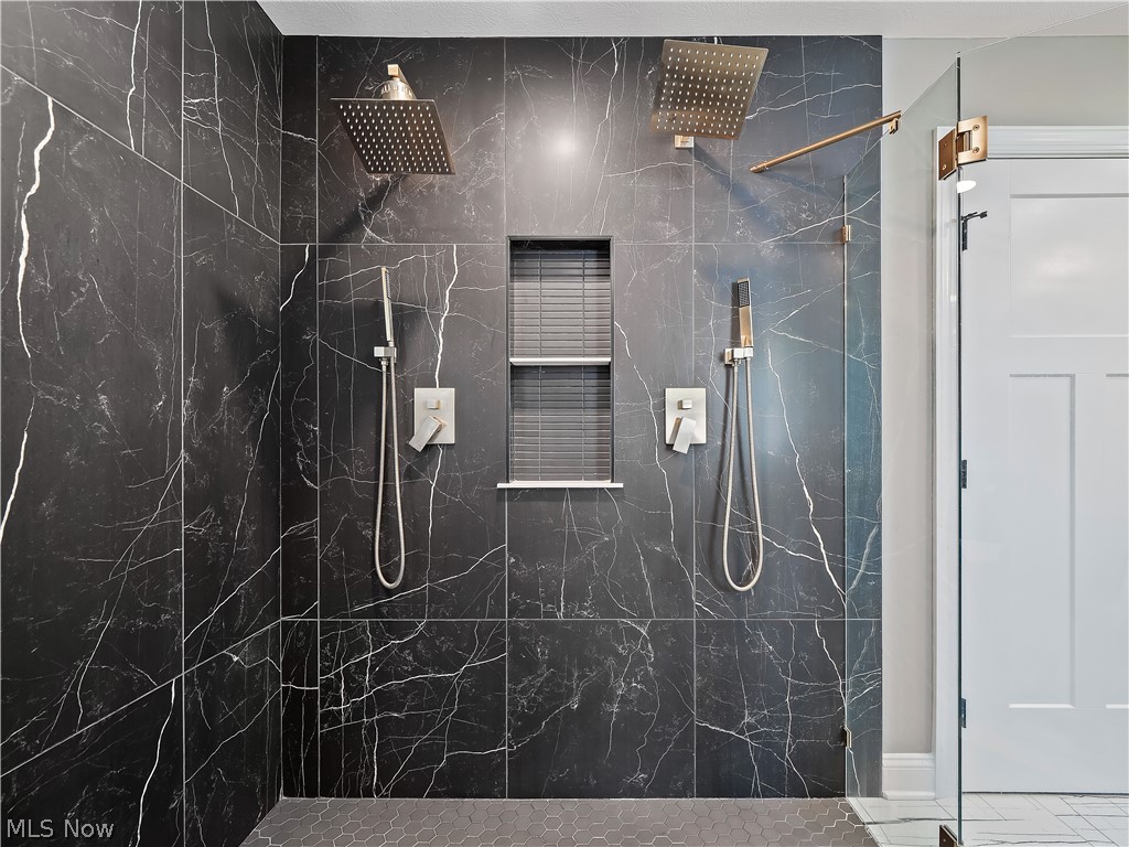 519 Kenilworth Road Bay Village OH 44140