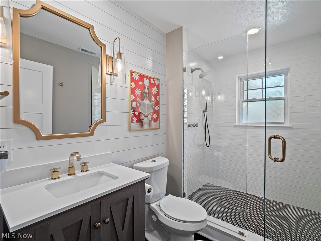 519 Kenilworth Road Bay Village OH 44140