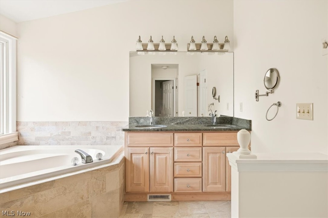 491 Thackeray Trail Richmond Heights OH 44143