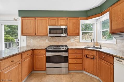 491 Thackeray Trail Richmond Heights OH 44143