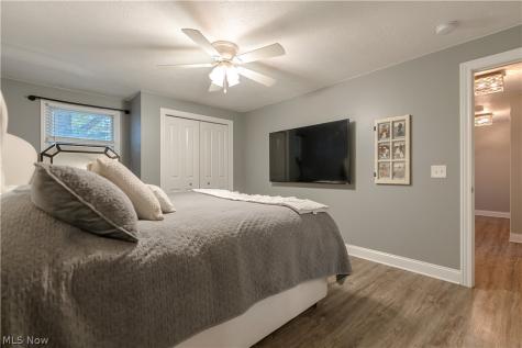 631 Summerdale Avenue NW Massillon OH 44646