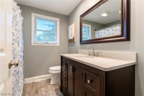631 Summerdale Avenue NW Massillon OH 44646