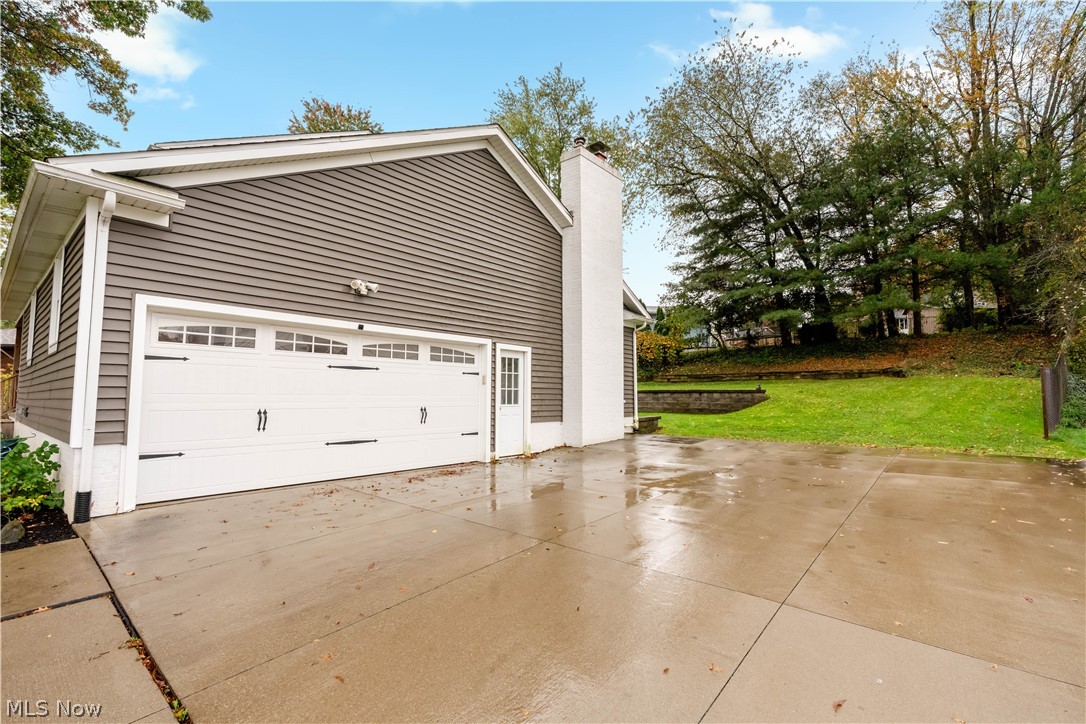 631 Summerdale Avenue NW Massillon OH 44646