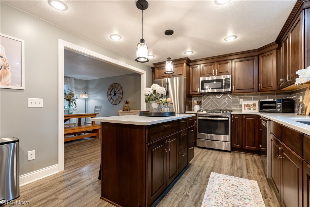 631 Summerdale Avenue NW Massillon OH 44646