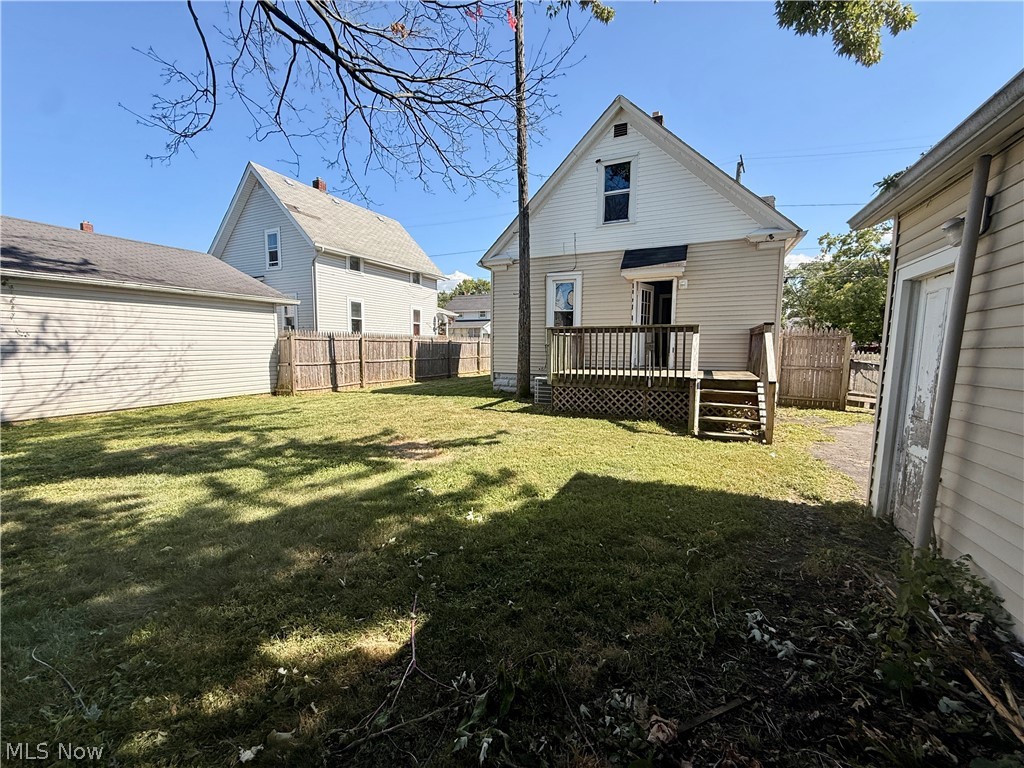 124 W 32nd Street Lorain OH 44055