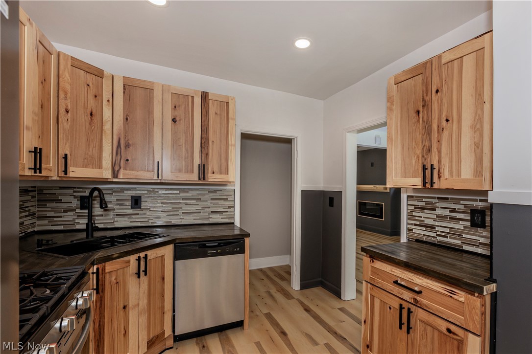 10538 Elmarge Avenue Cleveland OH 44105