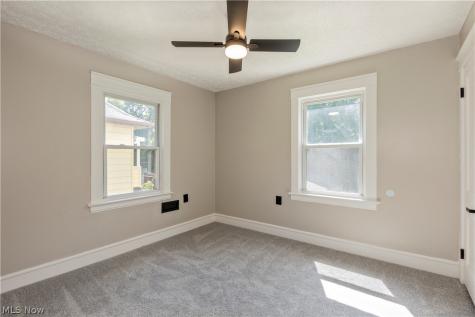 10538 Elmarge Avenue Cleveland OH 44105