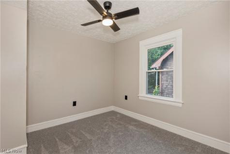 10538 Elmarge Avenue Cleveland OH 44105