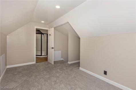 10538 Elmarge Avenue Cleveland OH 44105