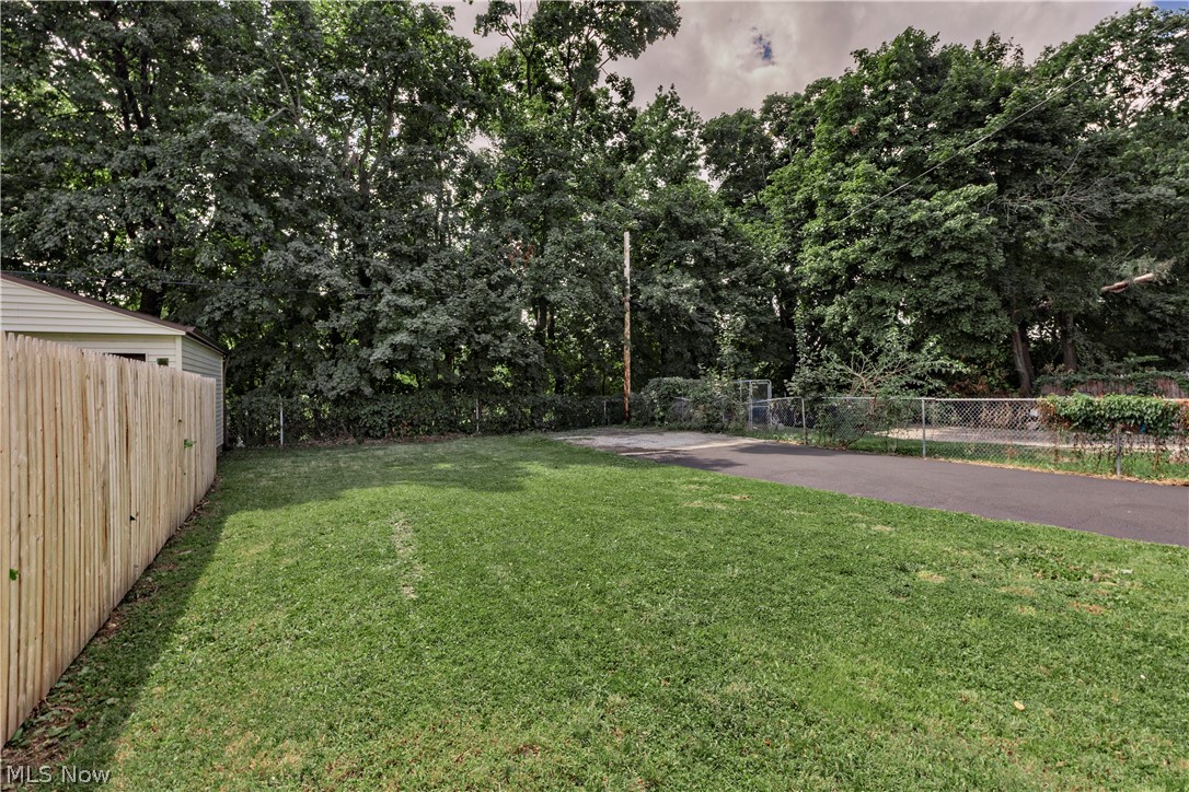 10538 Elmarge Avenue Cleveland OH 44105