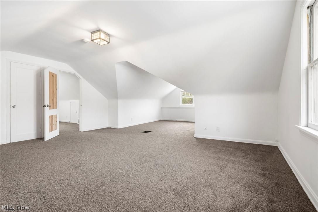 229 Everhard Road SW North Canton OH 44709