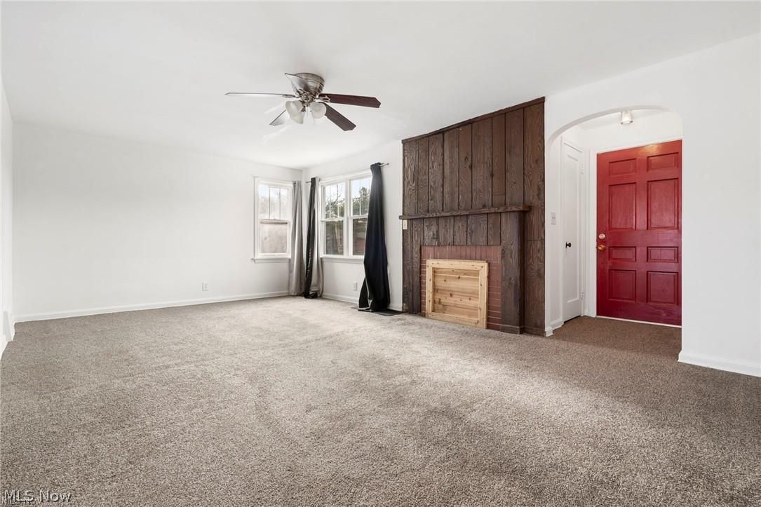 229 Everhard Road SW North Canton OH 44709