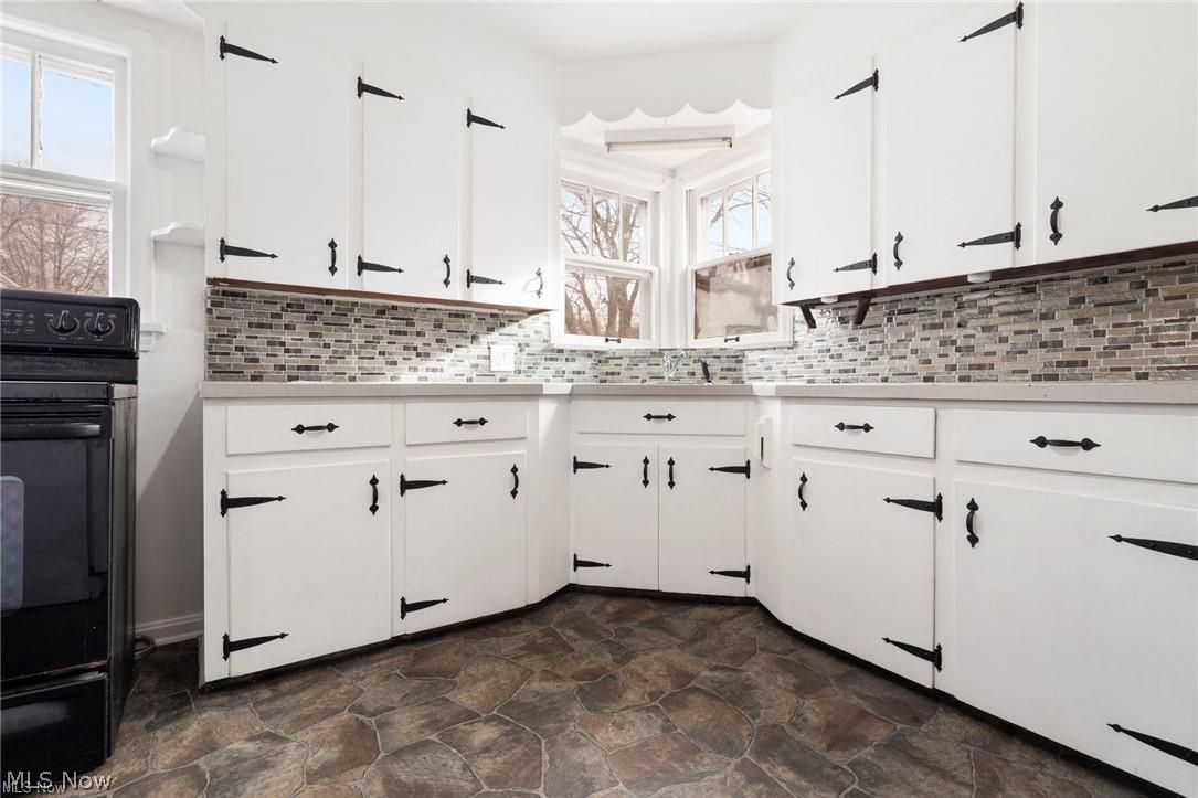 229 Everhard Road SW North Canton OH 44709