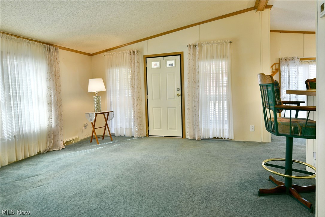 107 Northgate Drive Warren OH 44484
