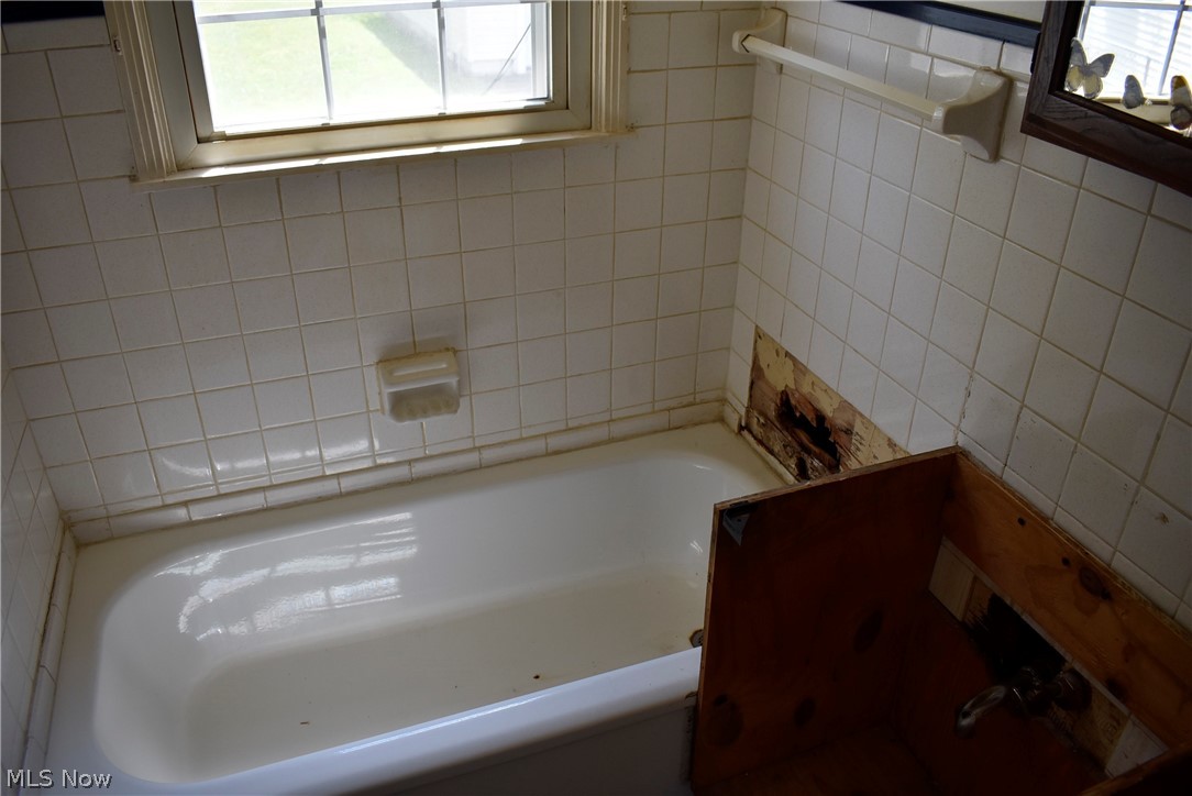 783 Belvedere Avenue SE Warren OH 44484