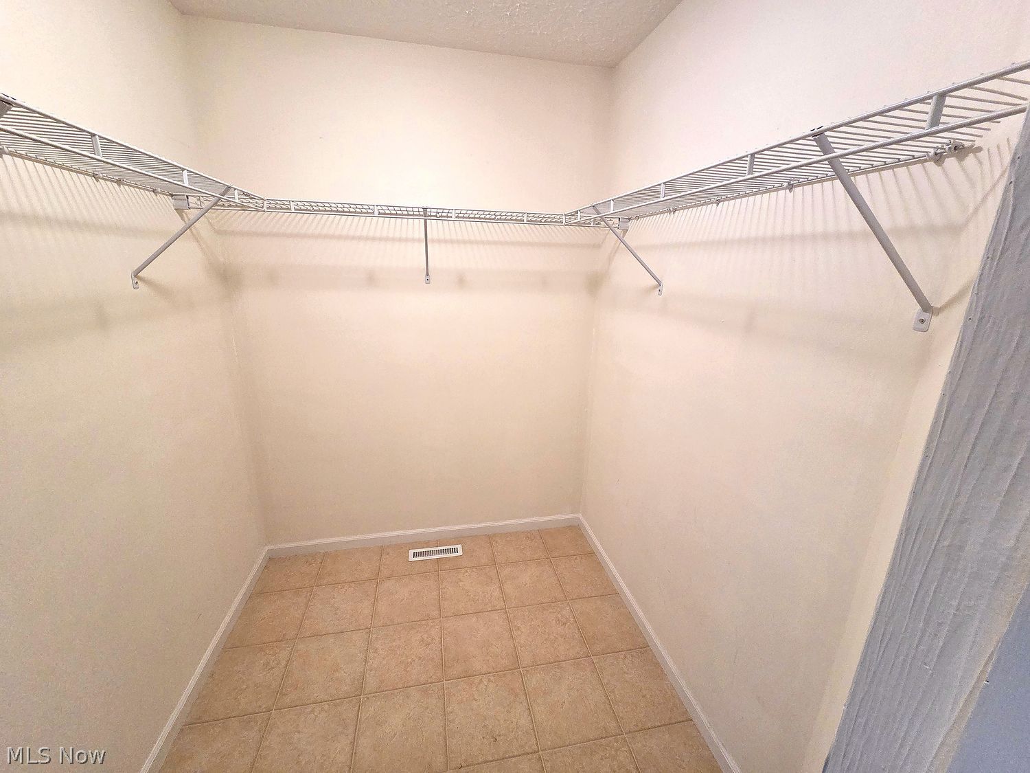 4937 Kennebank Lane Medina OH 44256