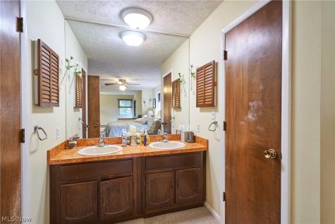 1799 S Cleveland Massillon Road Copley OH 44321