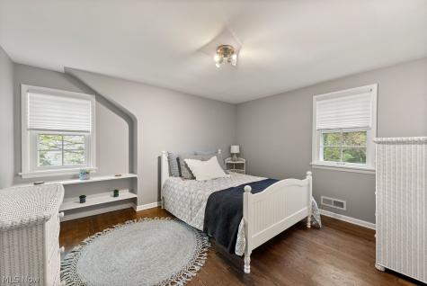 31401 Drake Drive Bay Village OH 44140