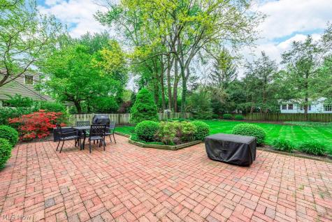31401 Drake Drive Bay Village OH 44140