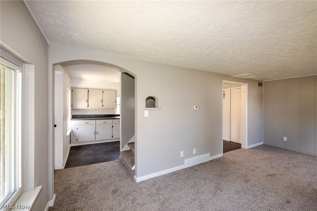 1926 Nichols Avenue Lorain OH 44053